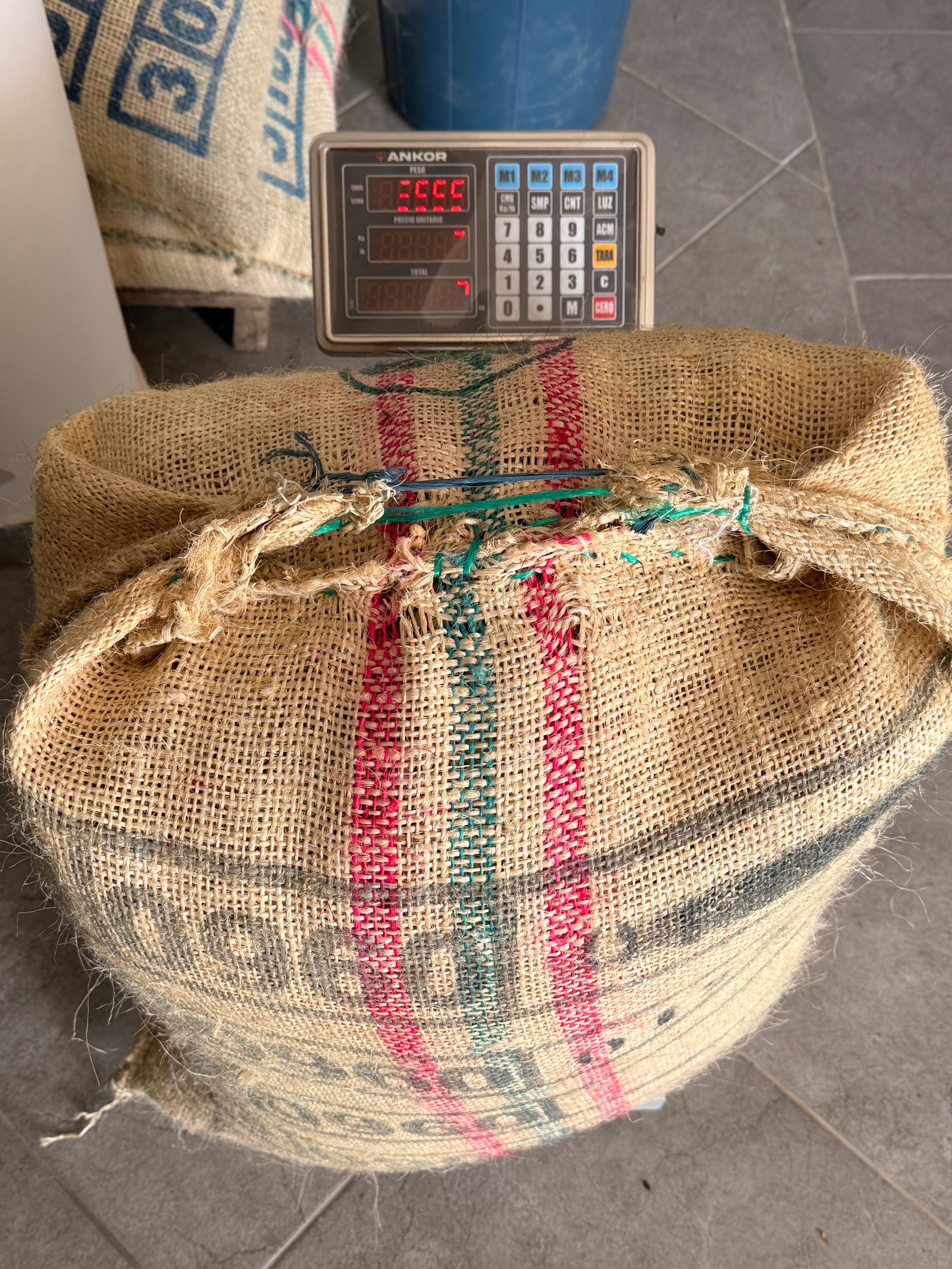Dopsen Café - Fotografía 108 de fincas cafeteras, procesos de tostión y catación profesional