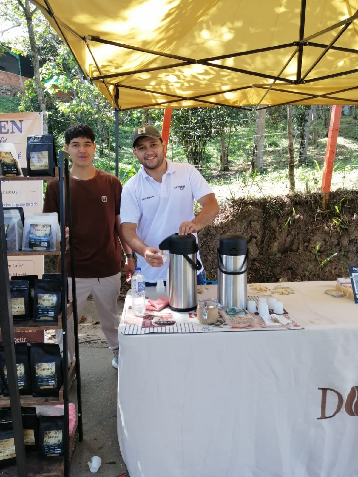Dopsen Café - Fotografía 174 de fincas cafeteras, procesos de tostión y catación profesional